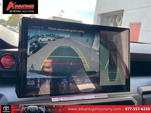 Used 2025 Toyota 4Runner TRD Off-Road Premium image 31