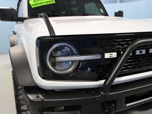 Used 2022 Ford Bronco Wildtrak AWD/4WD image 35