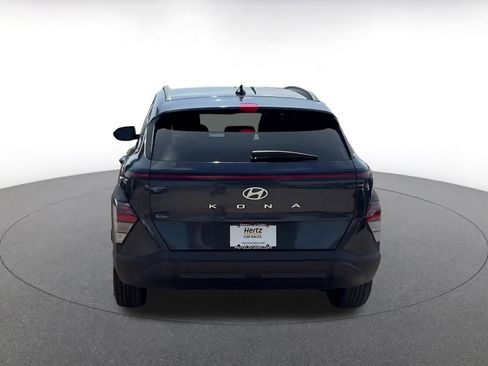 Used 2025 Hyundai Kona SEL FWD image 10
