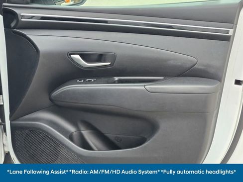 Used 2022 Hyundai Tucson SE image 7