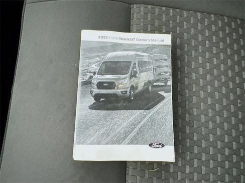 Used 2023 Ford Transit 350 XLT image 39