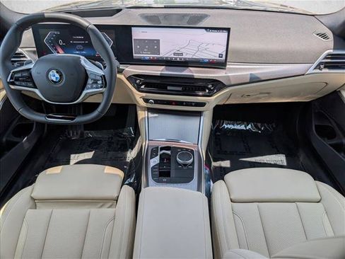 Certified 2025 BMW 330i Sedan w/ Premium Package RWD image 19