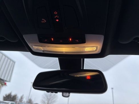 Used 2017 BMW 330i xDrive Sedan image 8