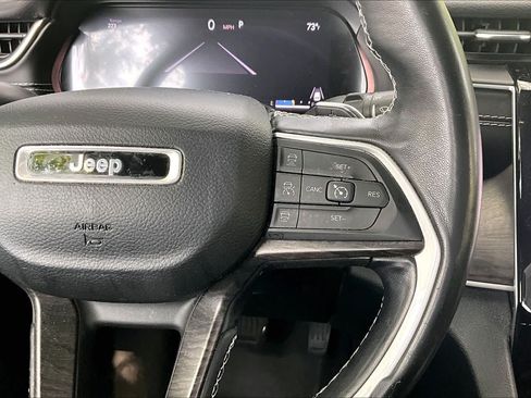 Used 2022 Jeep Grand Cherokee L Limited RWD image 24