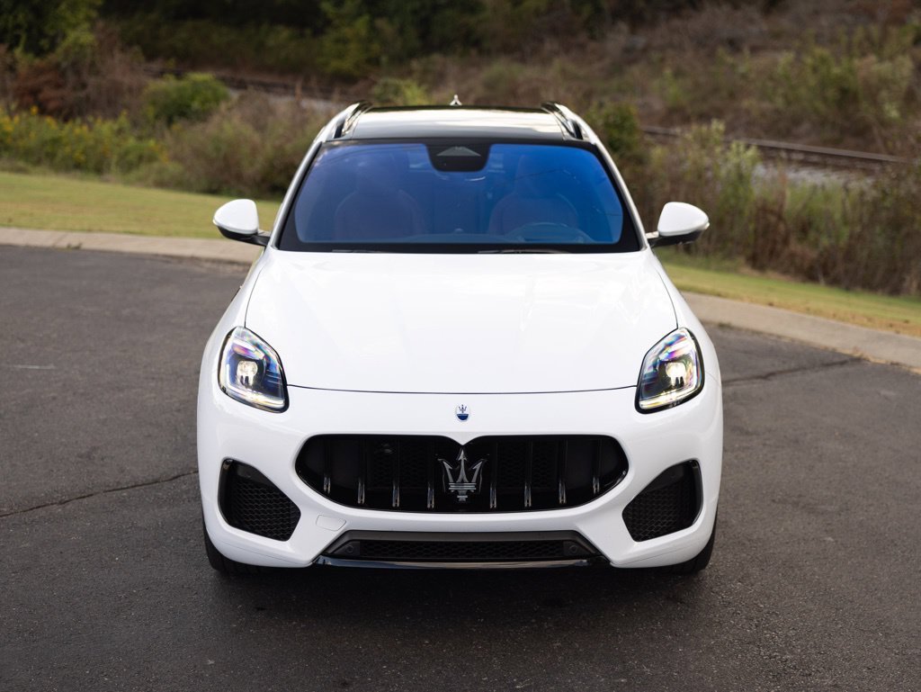 Used 2023 Maserati Grecale Modena AWD/4WD image 11