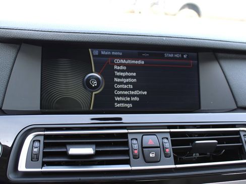 Used 2009 BMW 750Li 750Li image 25