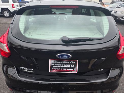 Used 2014 Ford Focus SE w/ SE Winter Package FWD image 7