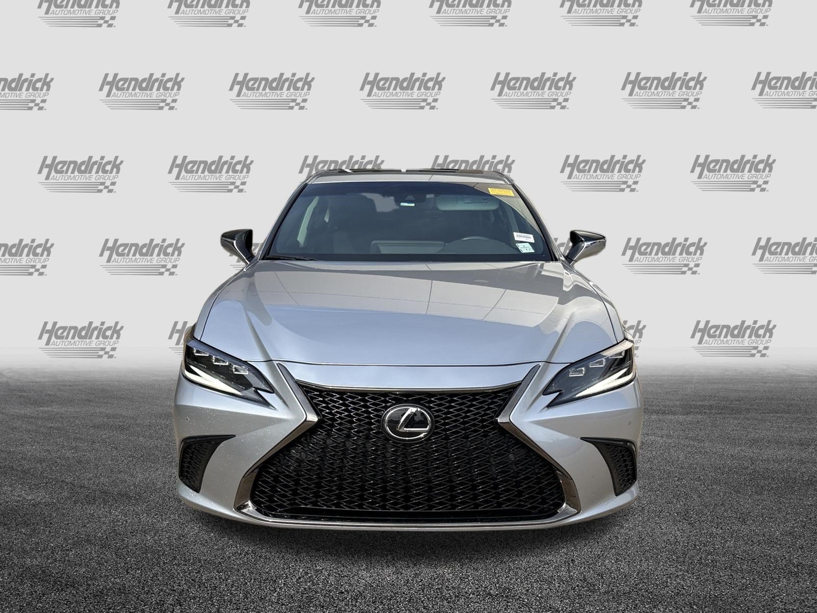 Used 2025 Lexus ES 300h F Sport w/ Accessory Package (Z2) FWD image 3
