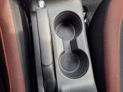 New 2025 Nissan Versa SR w/ Trunk Package image 16