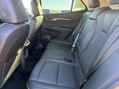 Used 2023 Buick Envision Essence image 25