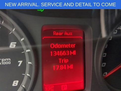 Used 2008 Pontiac G8 w/ Comfort And Sound Package image 2