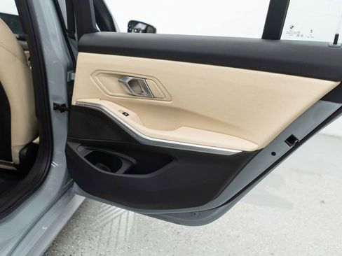 Used 2025 BMW 330i xDrive Sedan image 29