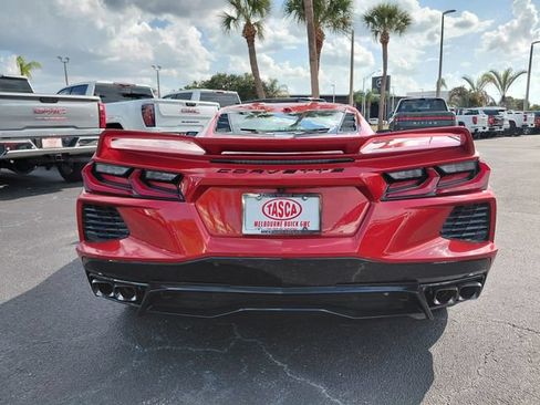 Used 2024 Chevrolet Corvette Stingray Premium Cpe w/ Z51 Performance Package RWD image 11