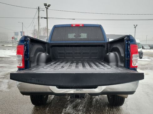 Used 2024 RAM 2500 Big Horn w/ Bed Utility Group image 22