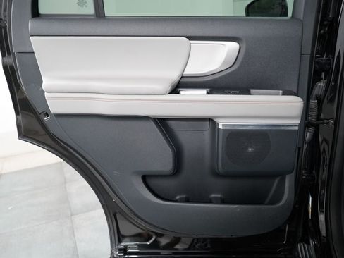 Certified 2025 Ford Expedition Active AWD/4WD image 25