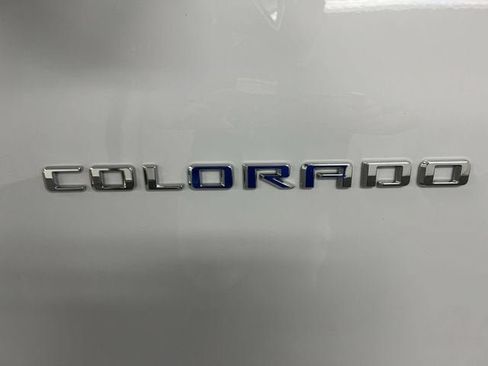Certified 2024 Chevrolet Colorado Z71 w/ Z71 Convenience Package 2 AWD/4WD image 32
