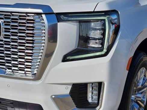 Used 2024 GMC Yukon Denali image 16