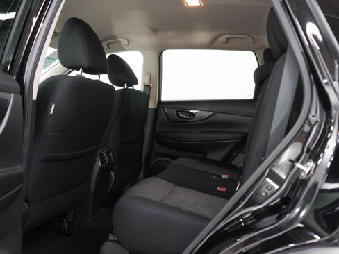 Used 2020 Nissan Rogue SV AWD/4WD image 18
