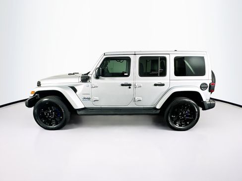 Used 2023 Jeep Wrangler Unlimited Sahara w/ Cold Weather Group AWD/4WD image 4