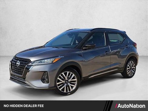 Used 2024 Nissan Kicks SR FWD image 1