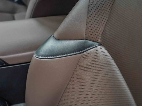 Used 2023 Lexus ES 300h w/ Premium Package FWD image 20
