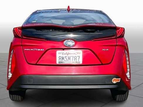 Certified 2020 Toyota Prius Prime XLE image 4