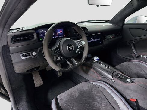 Used 2022 Maserati MC20 Coupe RWD image 9