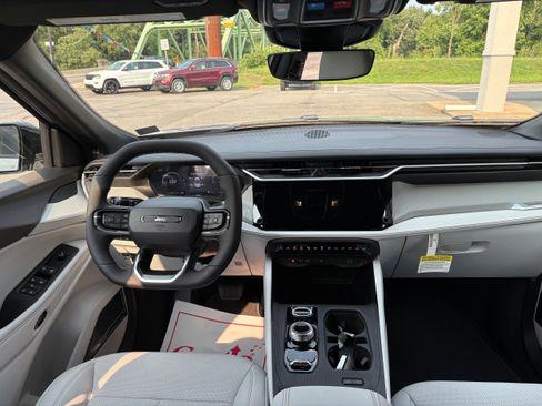 New 2026 Jeep Cherokee Limited AWD/4WD image 14