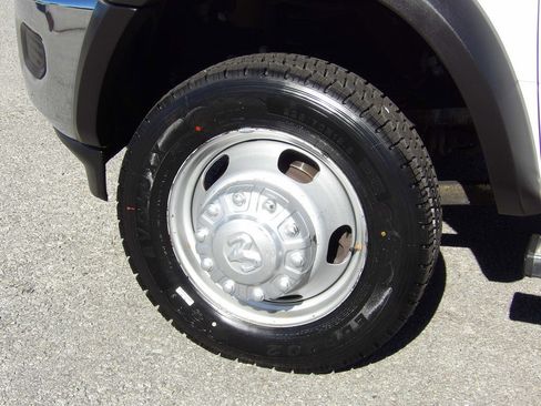 Used 2021 RAM 4500 Tradesman w/ Chrome Appearance Group image 59