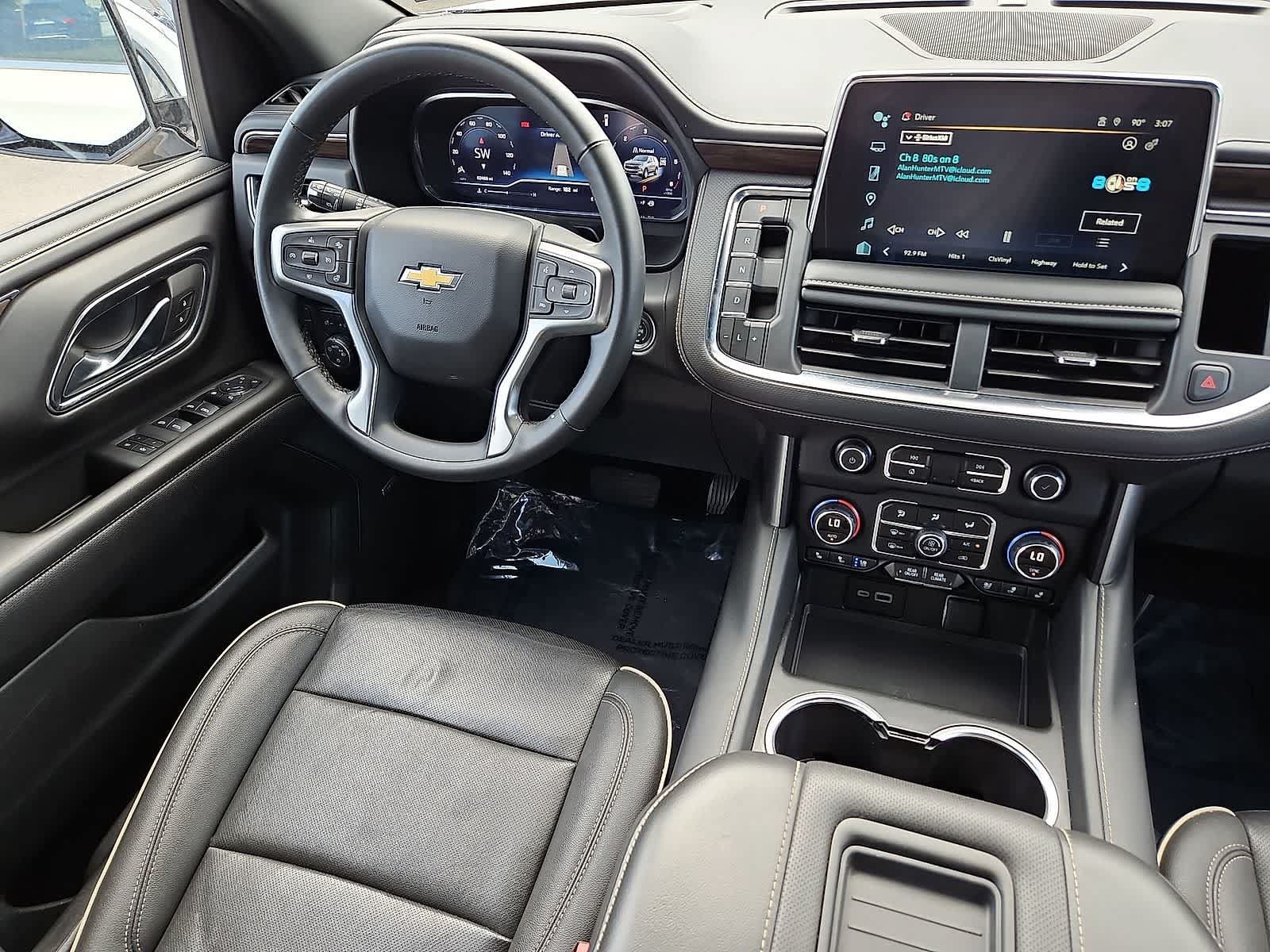 Certified 2024 Chevrolet Suburban Premier AWD/4WD image 10