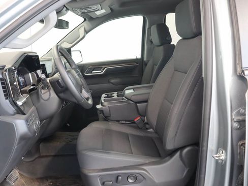 Used 2026 Chevrolet Silverado 1500 RST w/ RST Select Package AWD/4WD image 8