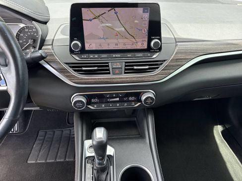 Used 2019 Nissan Altima 2.5 Platinum FWD image 31