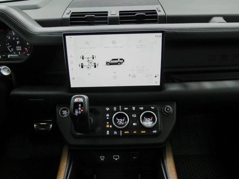 Used 2023 Land Rover Defender 130 X AWD/4WD image 20