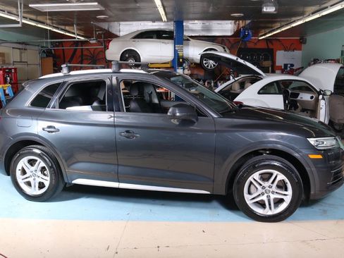 Used 2018 Audi Q5 2.0T Premium AWD/4WD image 6