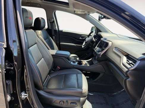 Used 2023 GMC Acadia AT4 w/ Technology Package AWD/4WD image 19