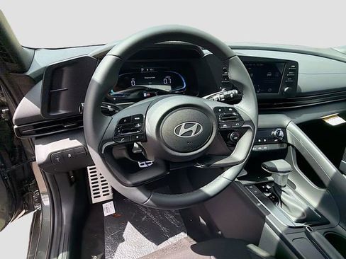 New 2026 Hyundai Elantra Sport FWD image 11