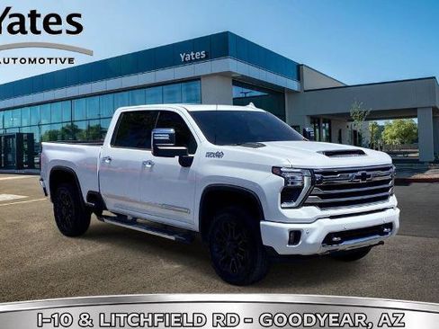Used 2025 Chevrolet Silverado 2500 High Country w/ Technology Package AWD/4WD image 1