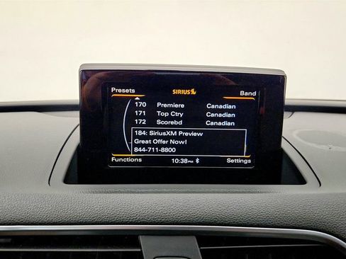 Used 2018 Audi Q3 2.0T Premium FWD image 19