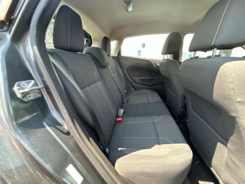 Used 2015 Ford Fiesta SE image 16