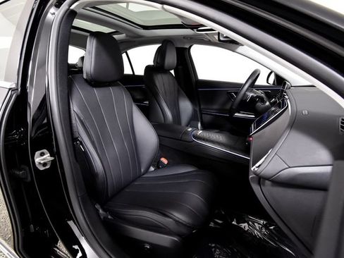Certified 2025 Mercedes-Benz E 350 Sedan w/ Winter Package image 30