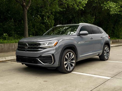 Used 2023 Volkswagen Atlas Cross Sport SEL Premium R-Line AWD/4WD image 4