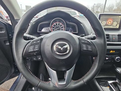 Used 2015 MAZDA MAZDA3 i Touring w/ Technology Package image 23