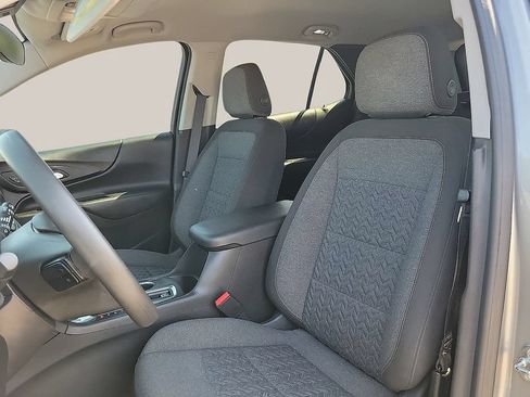 Used 2023 Chevrolet Equinox LT AWD/4WD image 11