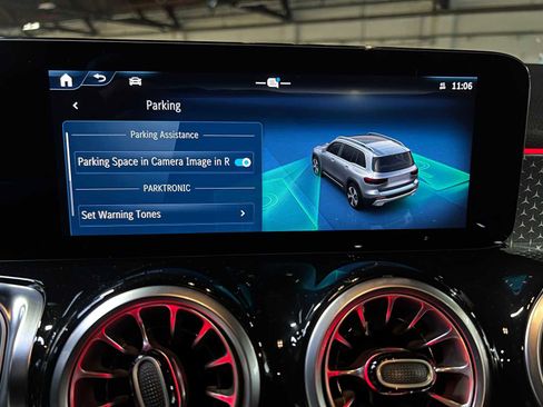 Certified 2025 Mercedes-Benz GLB 250 4MATIC image 34