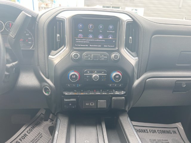 Used 2021 Chevrolet Silverado 1500 LTZ AWD/4WD image 15