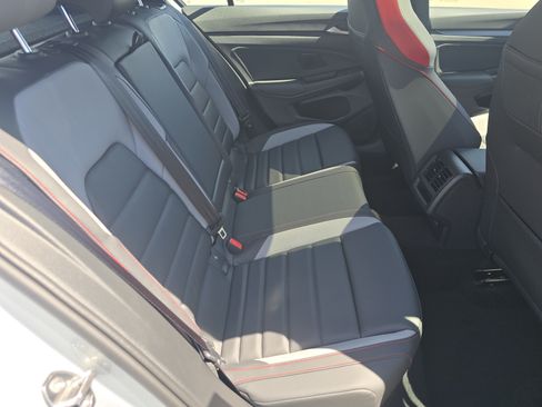 New 2026 Volkswagen GTI SE FWD image 18