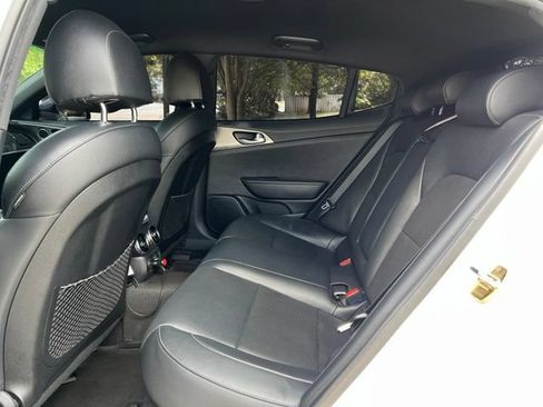 Used 2021 Kia Stinger GT RWD image 16
