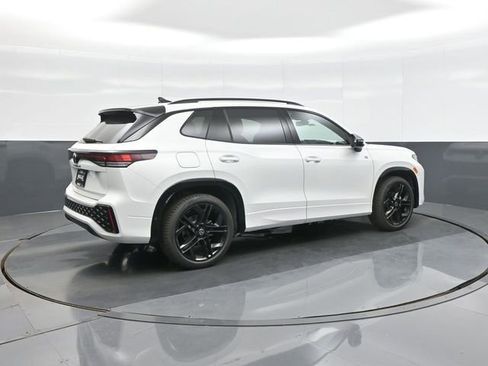 New 2026 Volkswagen Tiguan SE R-Line FWD image 7