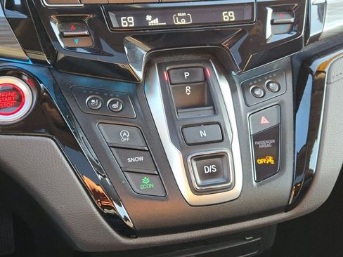 Used 2023 Honda Odyssey Elite image 26