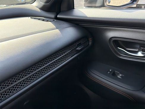 Used 2023 Honda HR-V Sport image 28